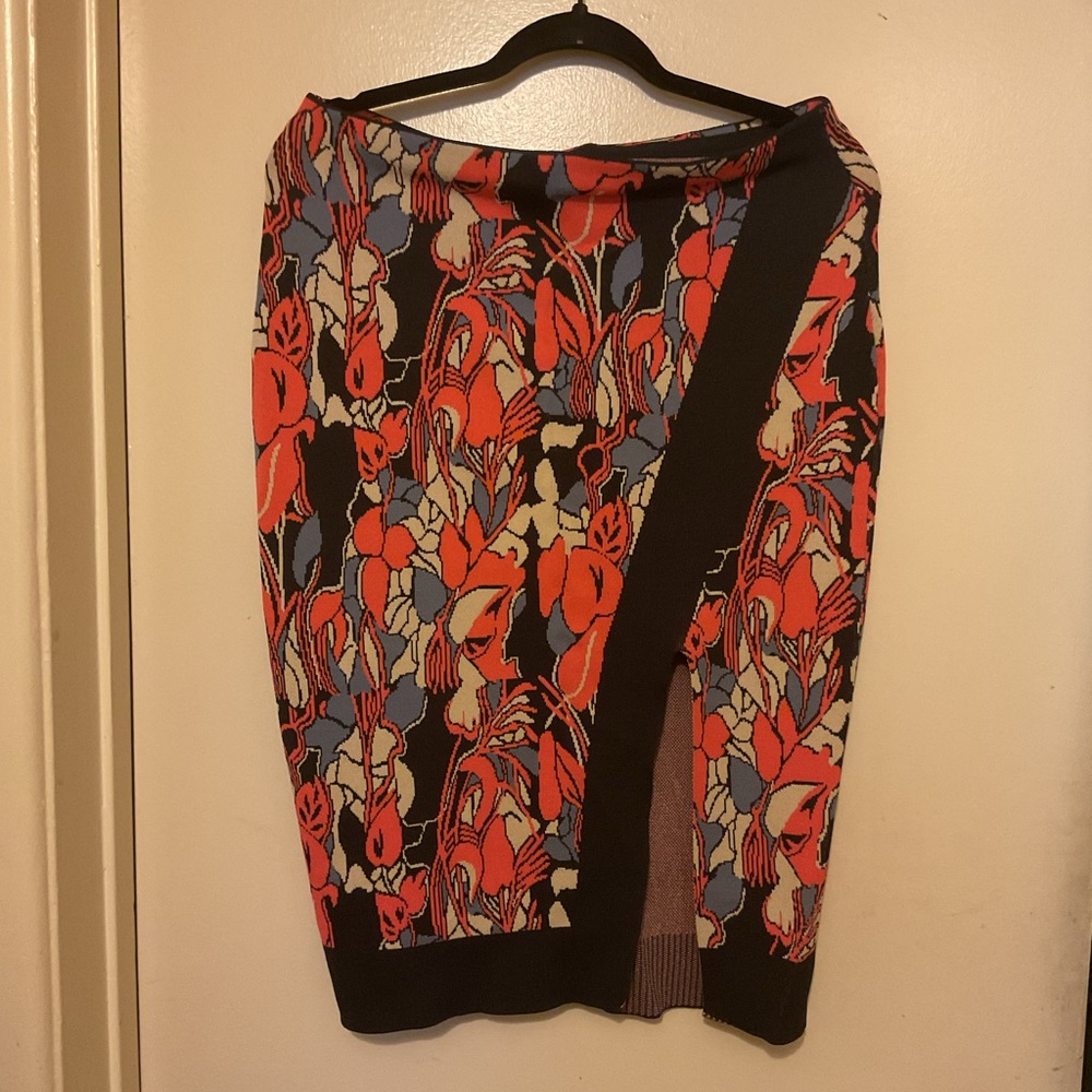 Floral Print Pencil Skirt in Black and Coral